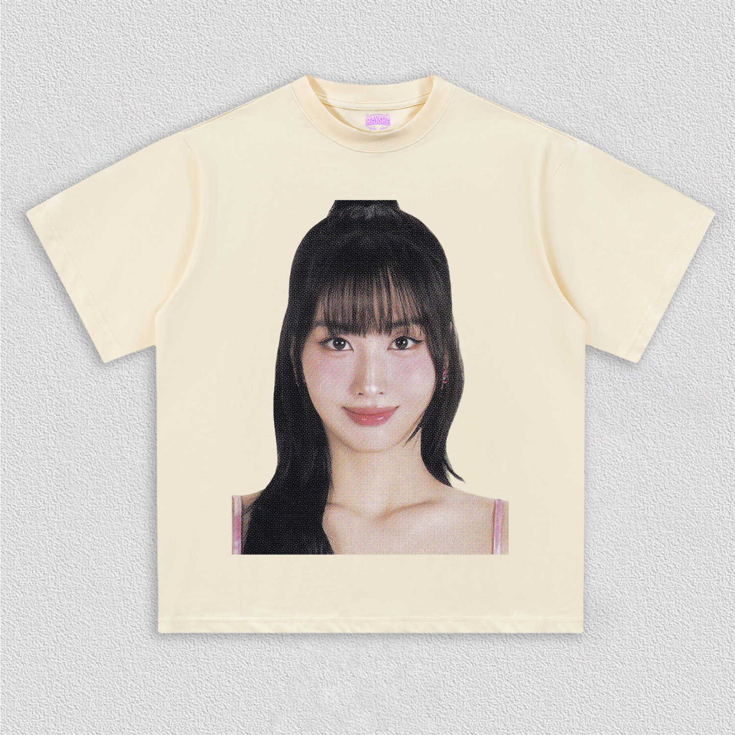 Momo TEE