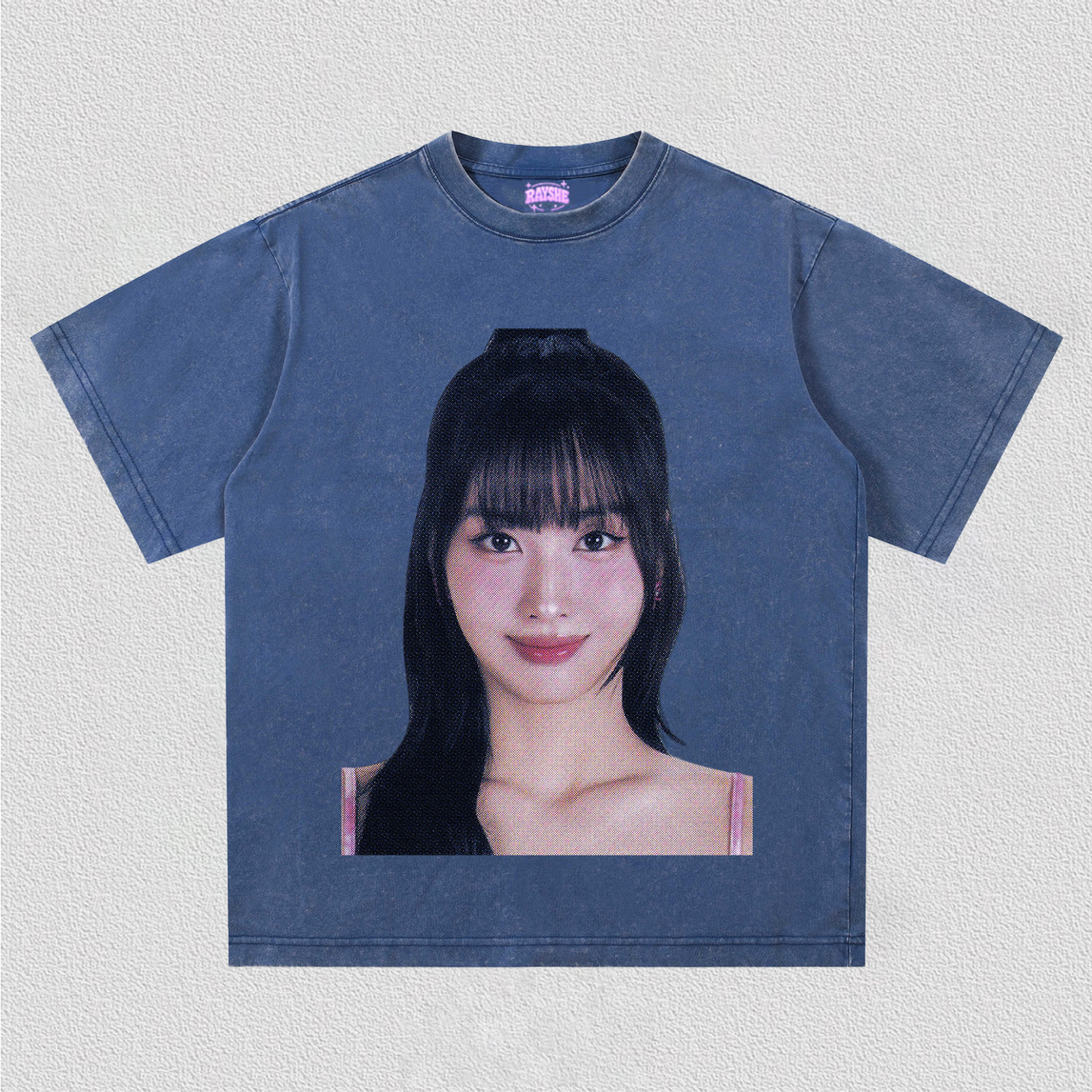 Momo TEE