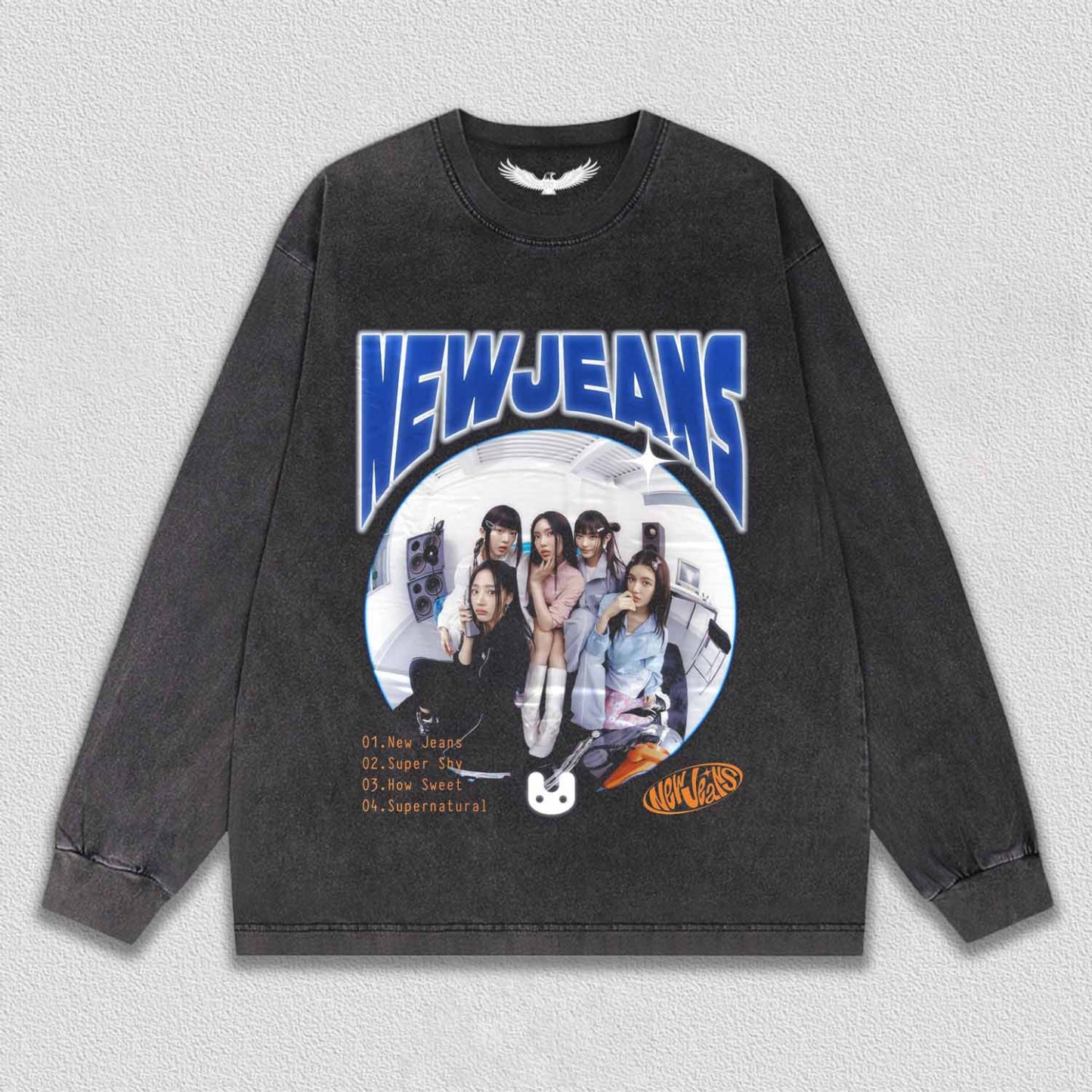 NewJeans TEE