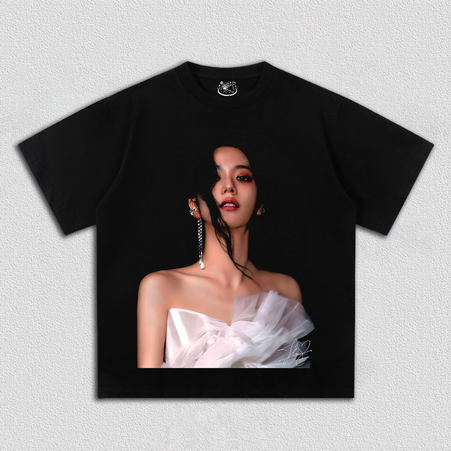 Jisoo Tee