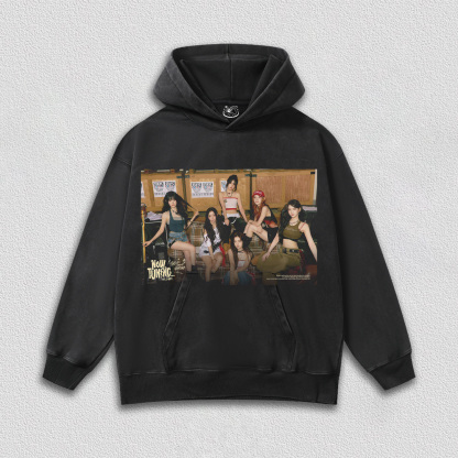 STAYC Now Tuning 111.2 MHz-2 HOODIES