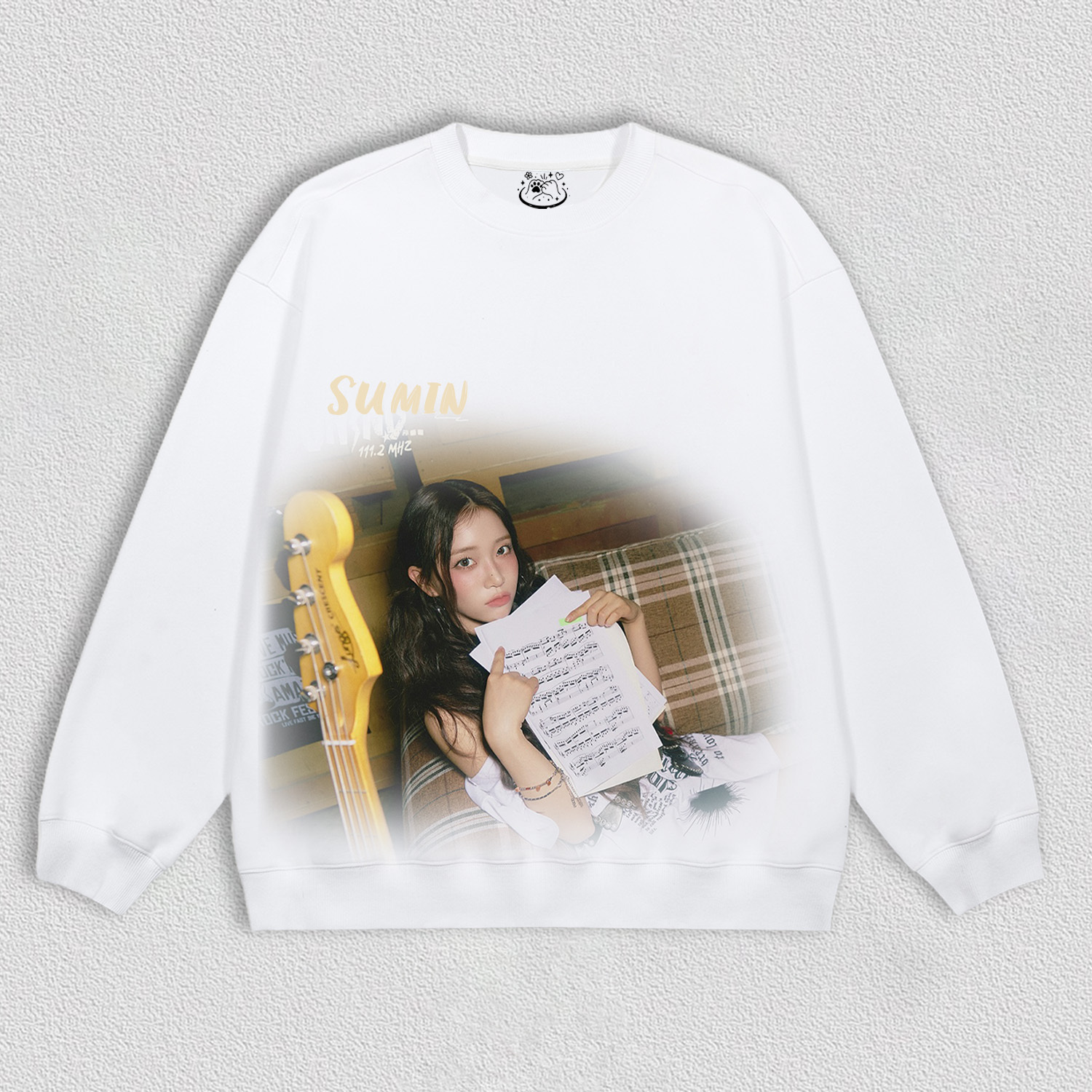 STAYC Sumin-Now Tuning 111.2 MHz HOODIES