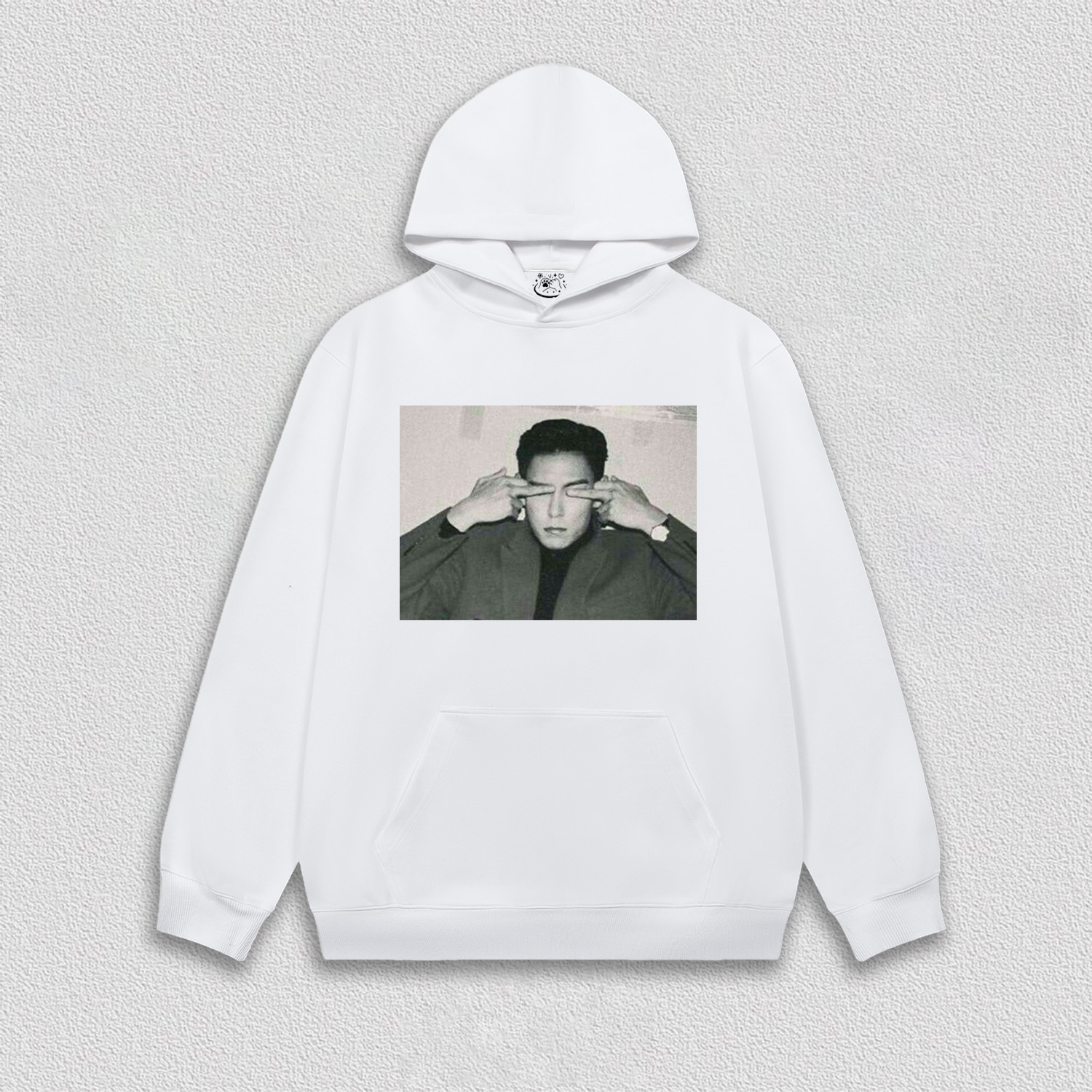 TOP HOODIES