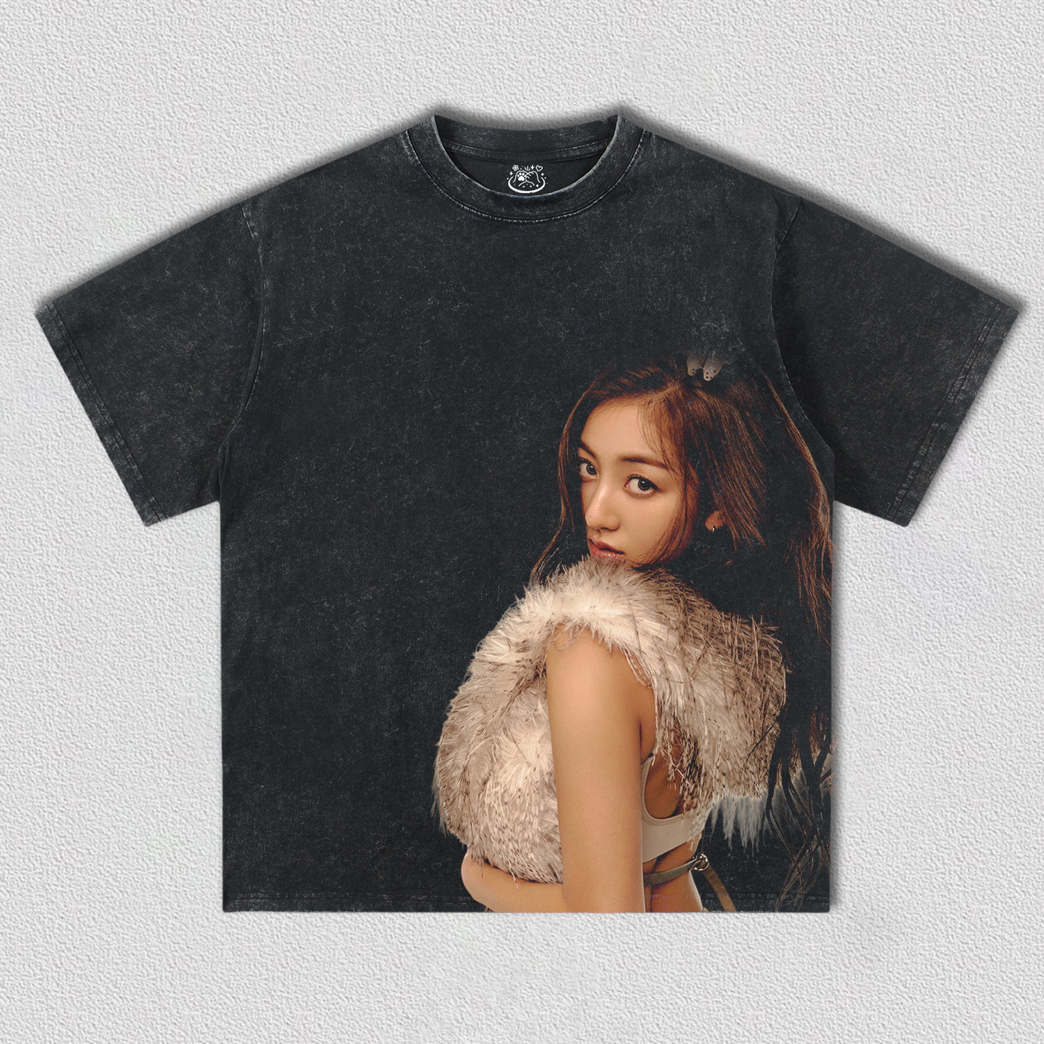 TWICE Jihyo TEE 11.17