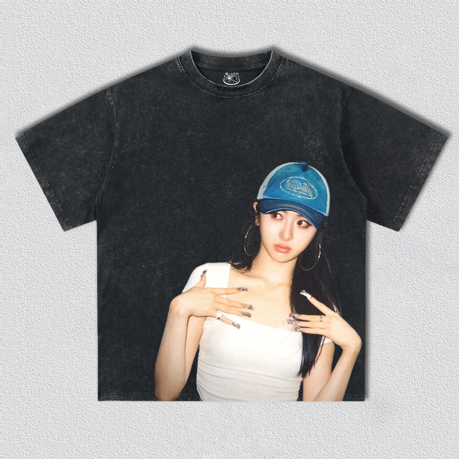 YUNJIN TEE 10.27