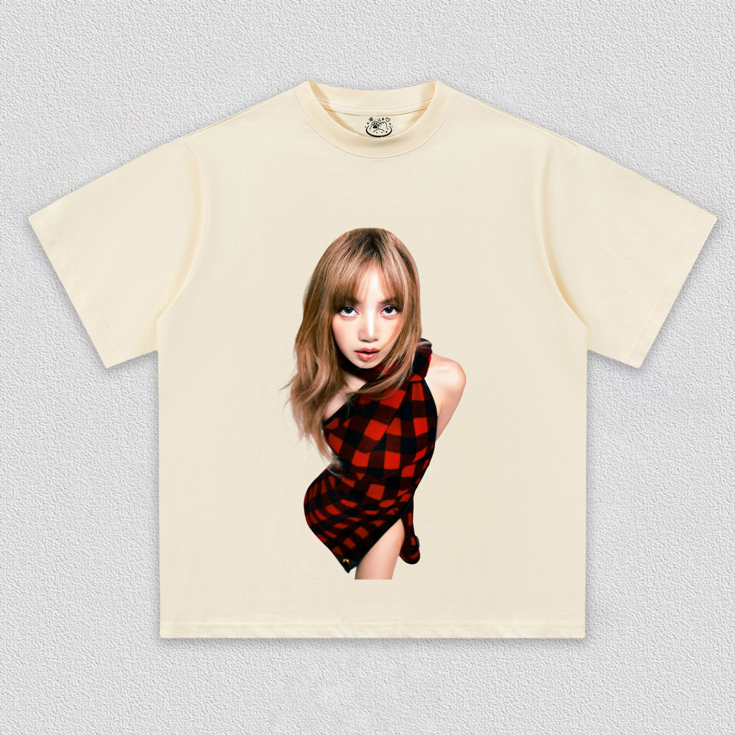 blackpink lisa TEE