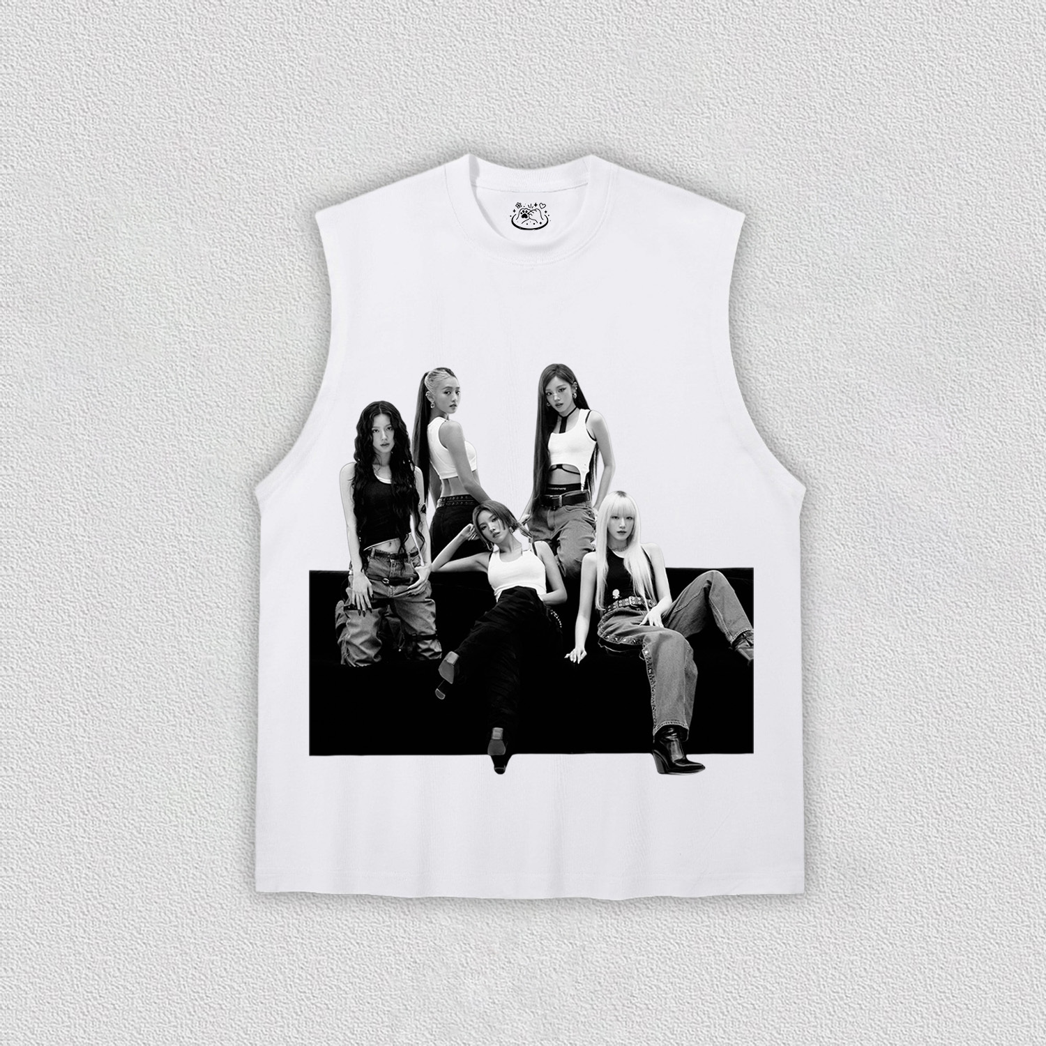 I-DLE Mono TEE