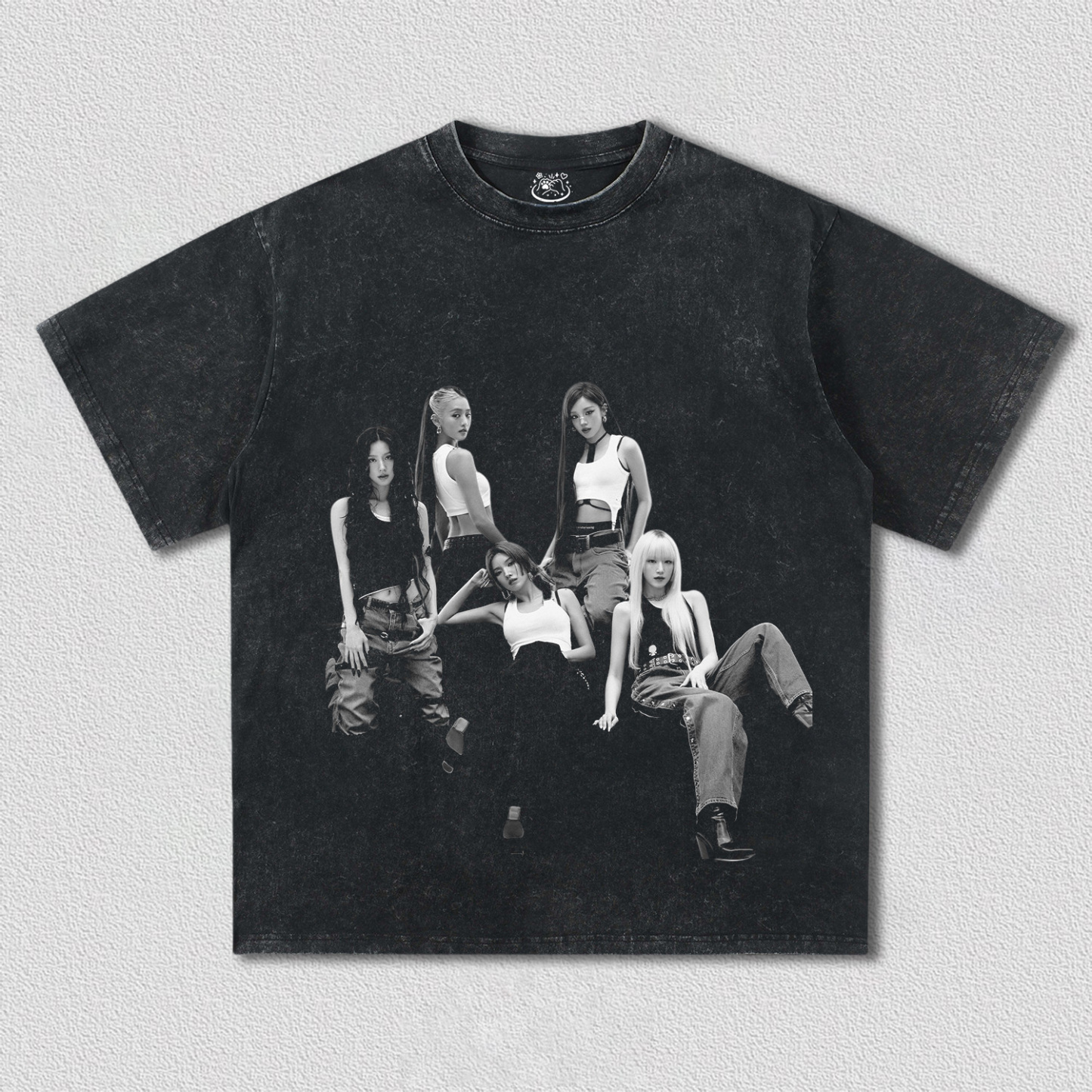 I-DLE Mono TEE