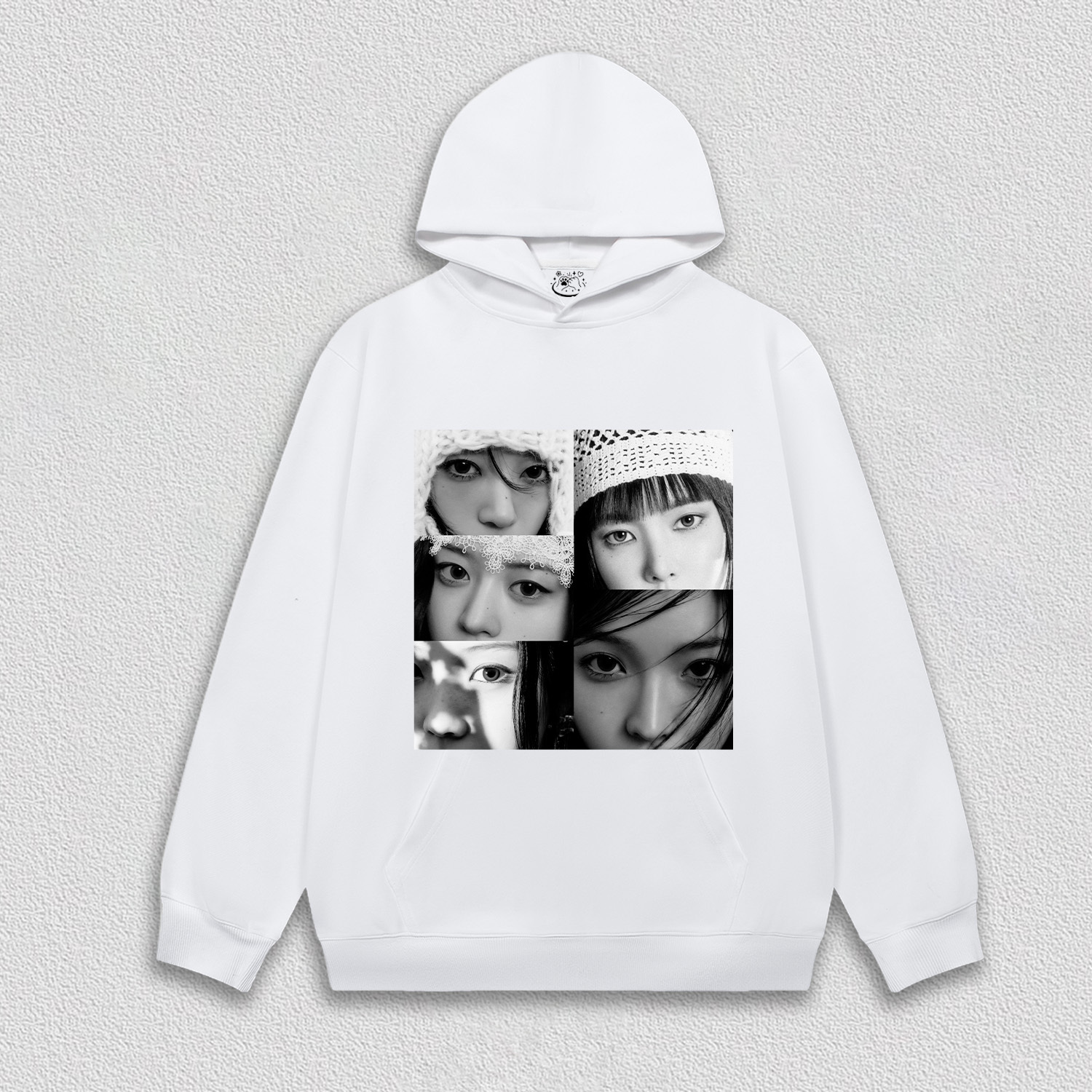 illit HOODIES