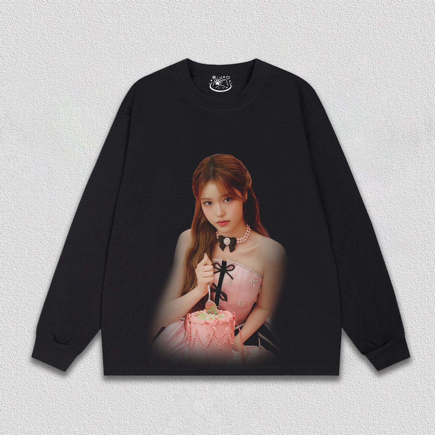 izna  JEONG SAE BI  TEE