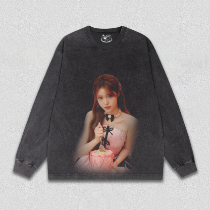 izna  JEONG SAE BI  TEE