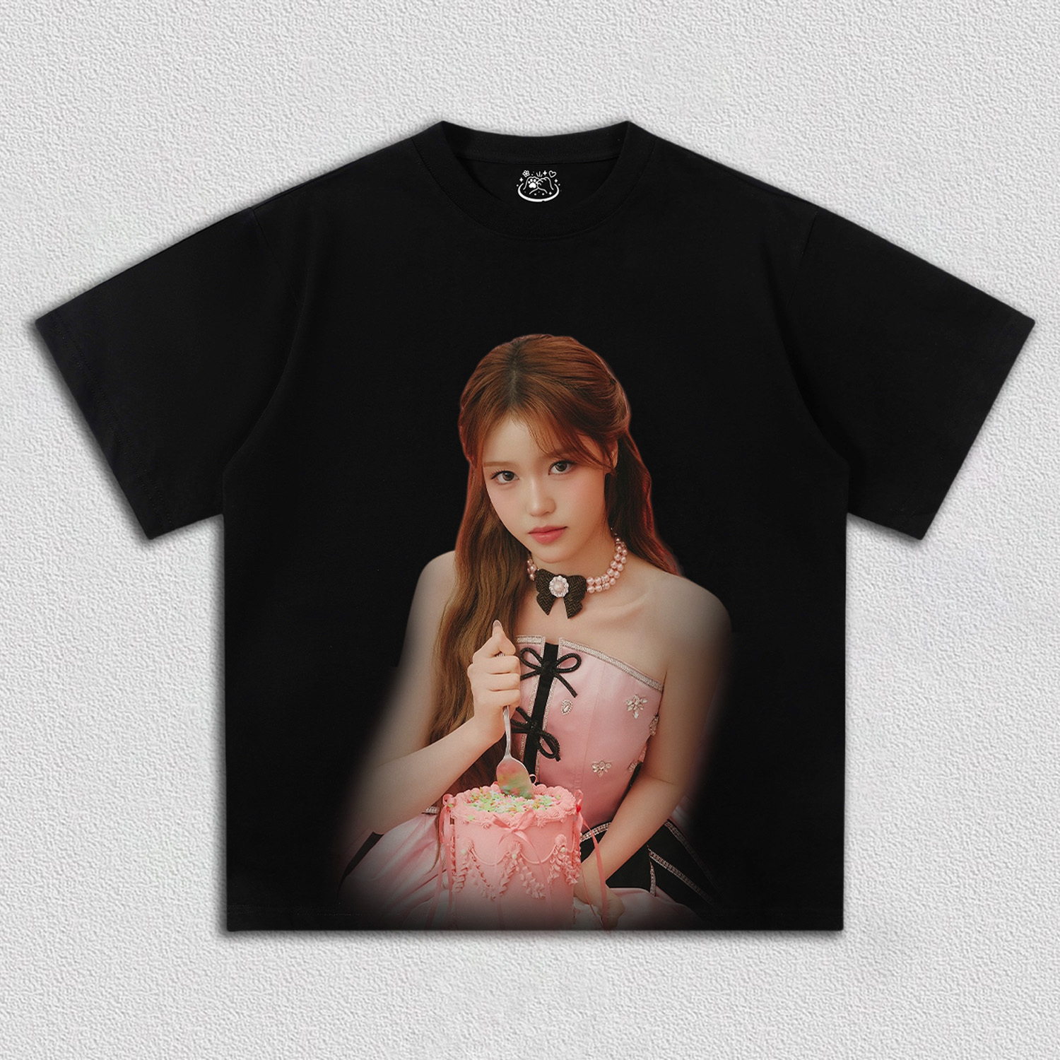 izna  JEONG SAE BI  TEE