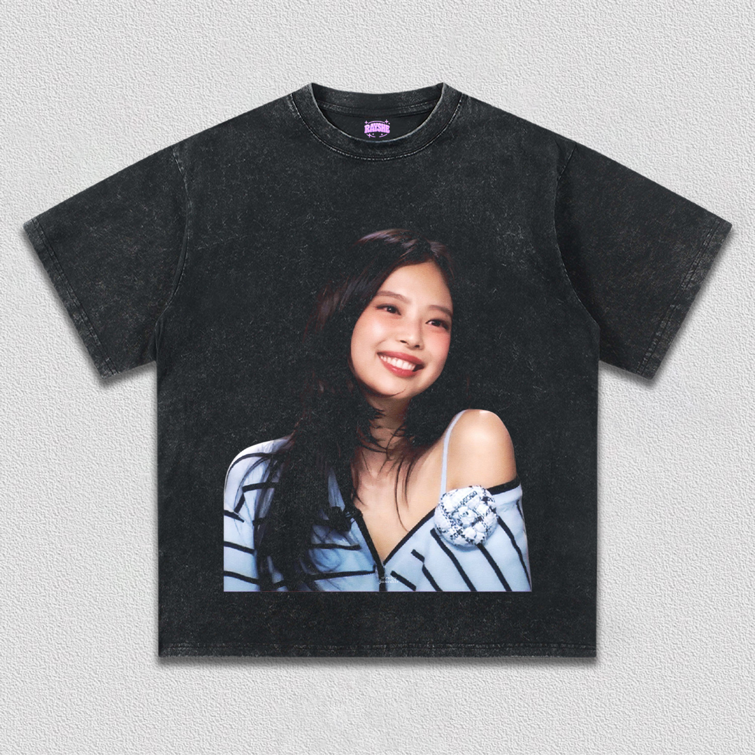 Jennie TEE 1.27