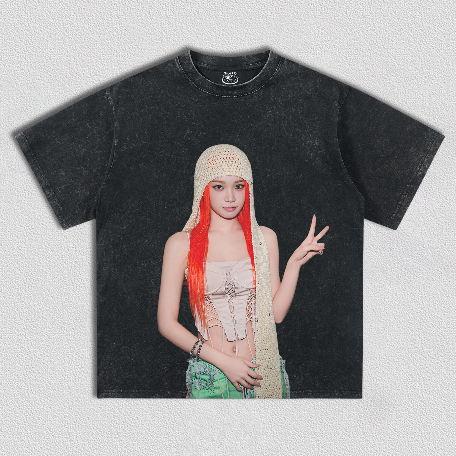 le sserafim Chaewon TEE