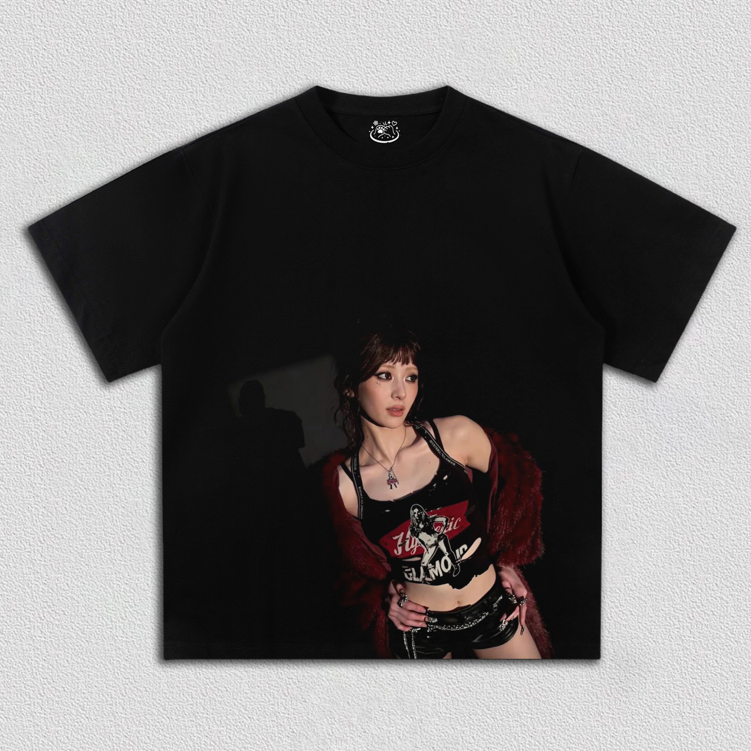 Le sserafim yunjin TEE 11.8