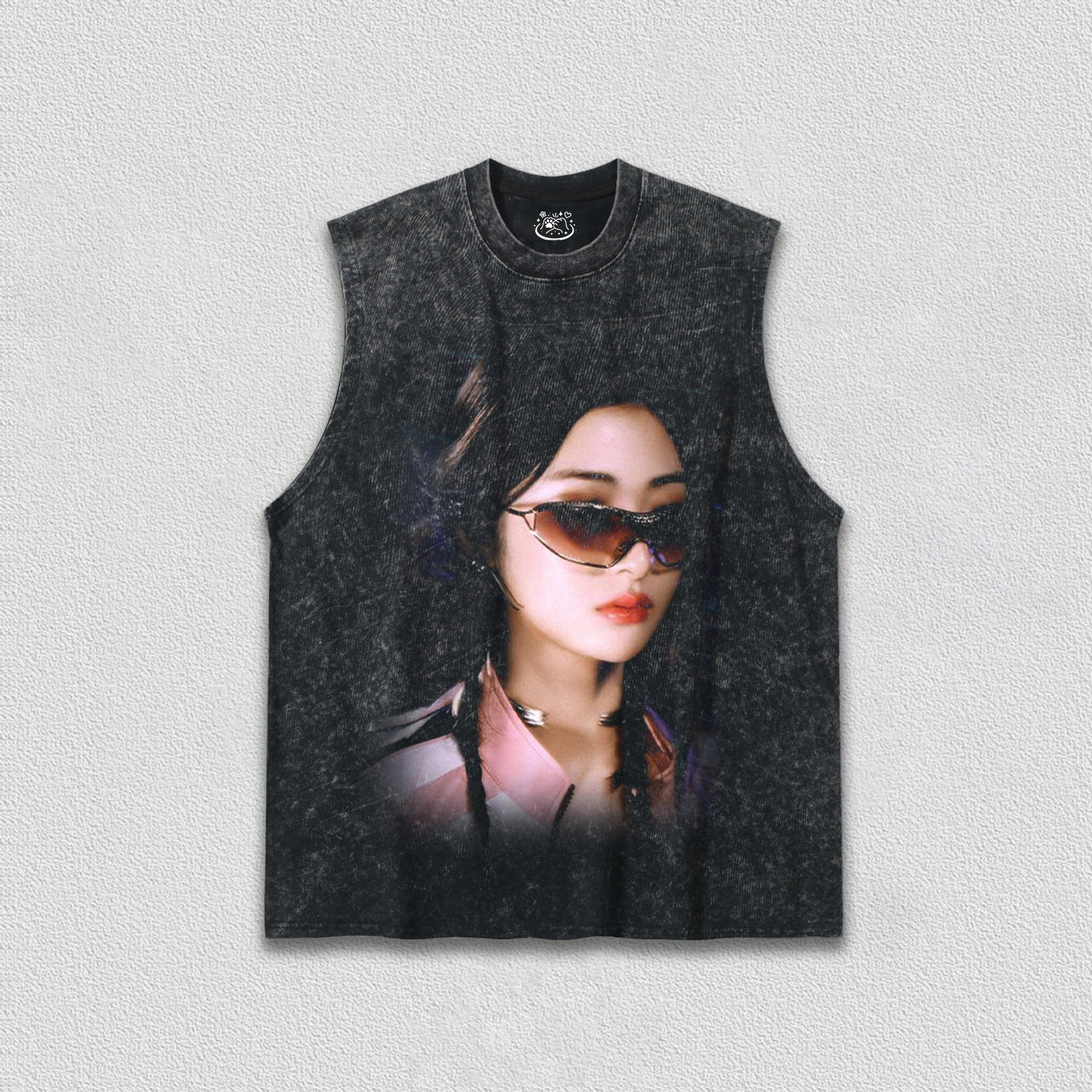 lesserafim YUNJIN TEE 9.10