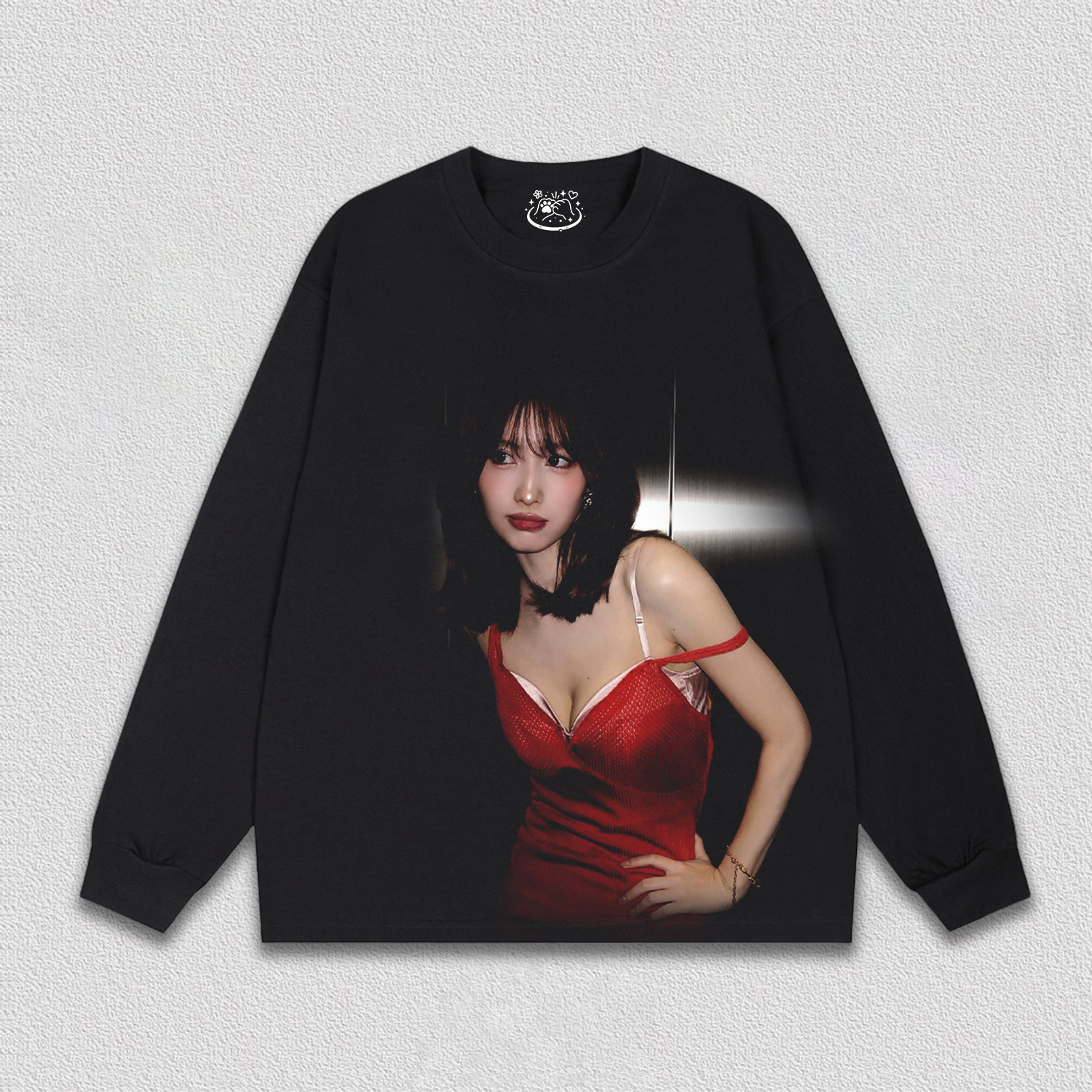 Momo 1 Tee