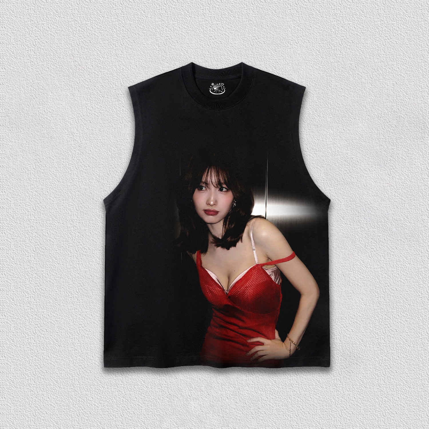 Momo 1 Tee