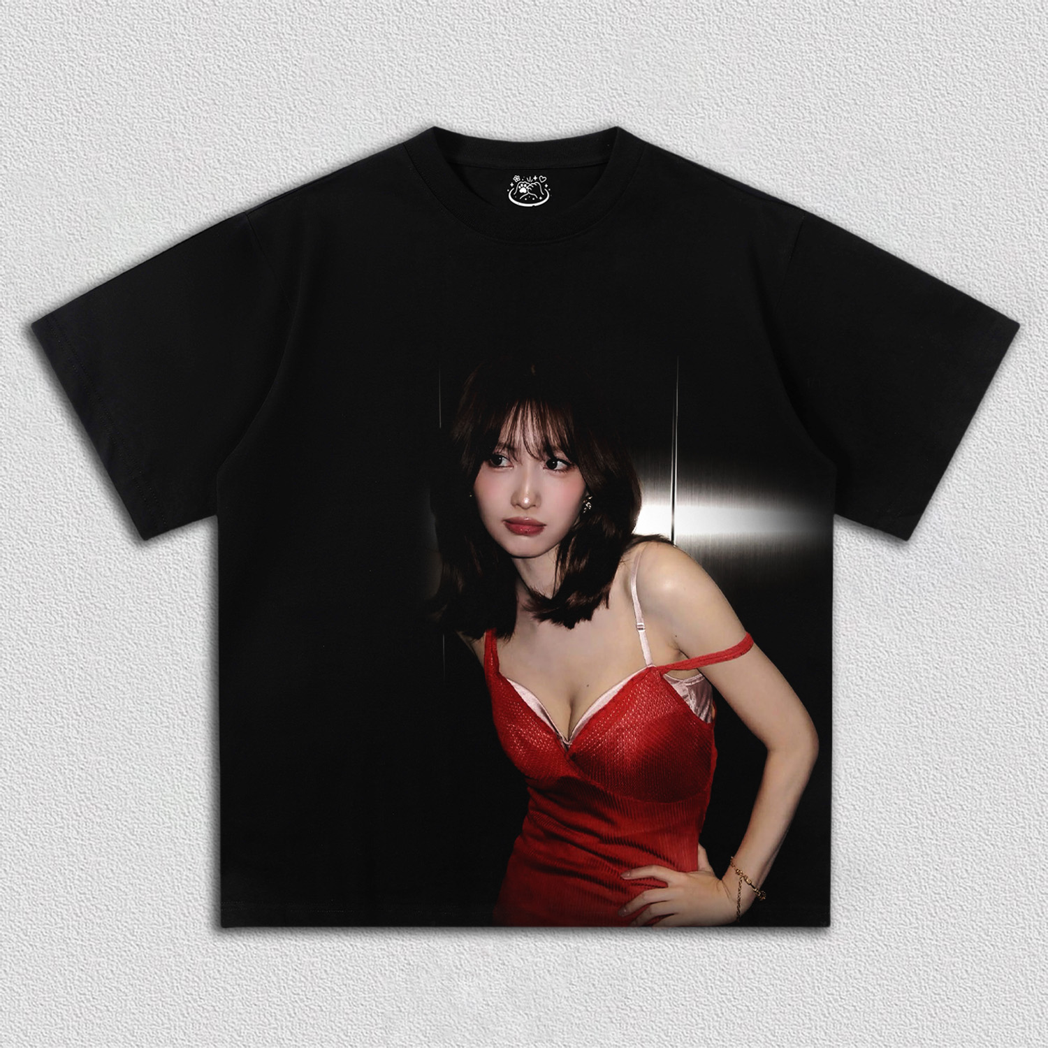 Momo 1 Tee