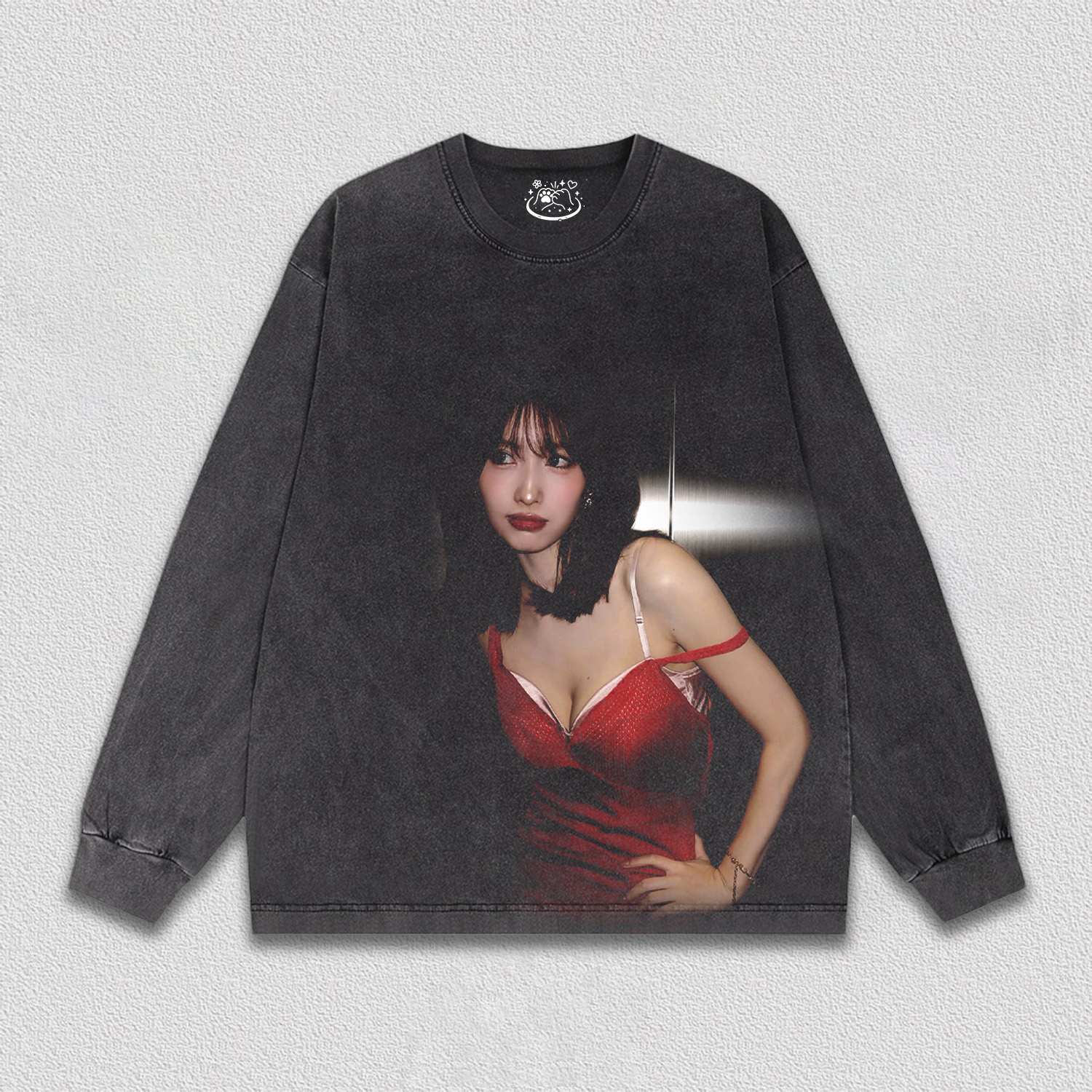 Momo 1 Tee