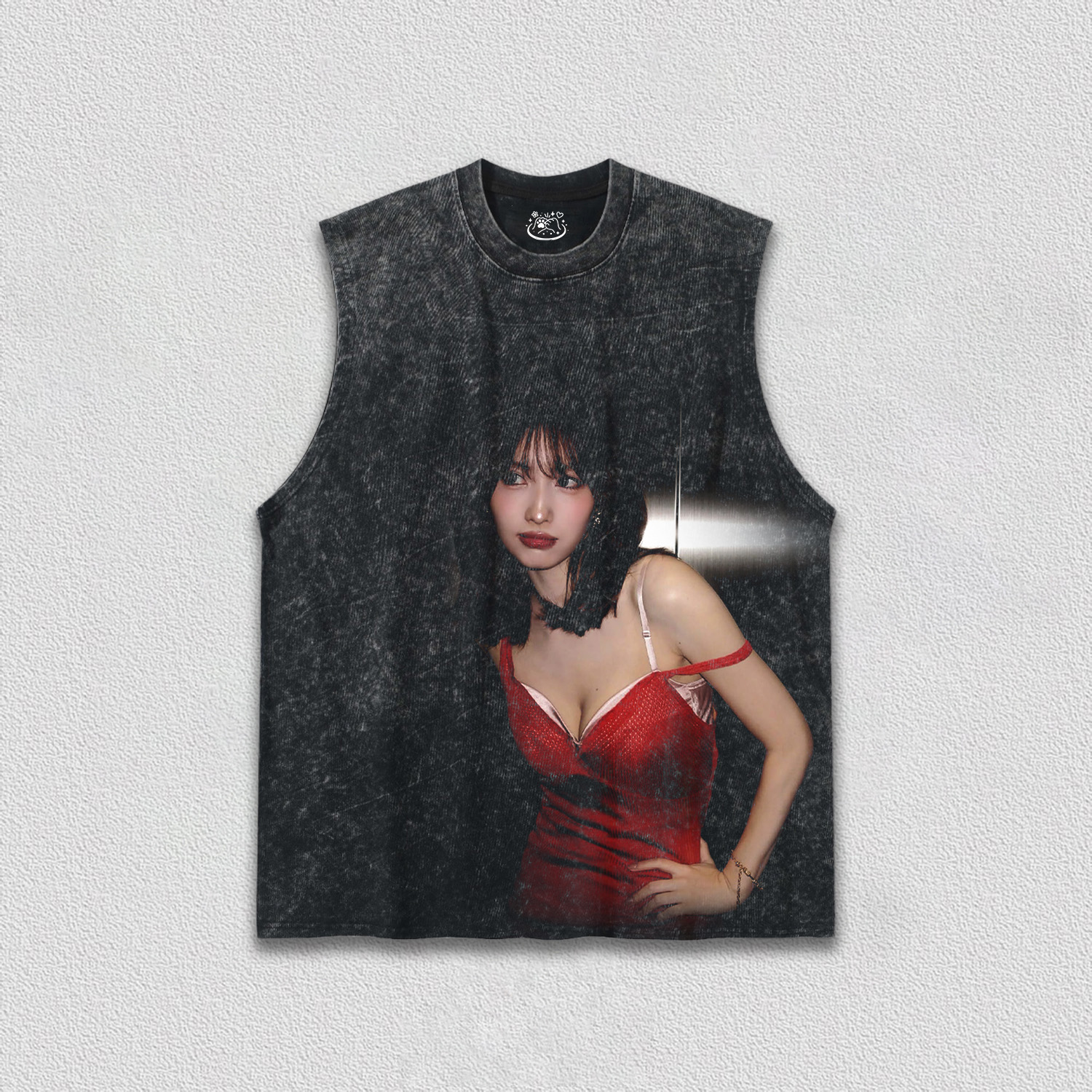 Momo 1 Tee