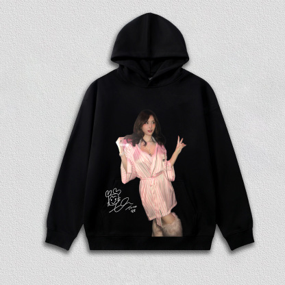 Momo HOODIES 12.8