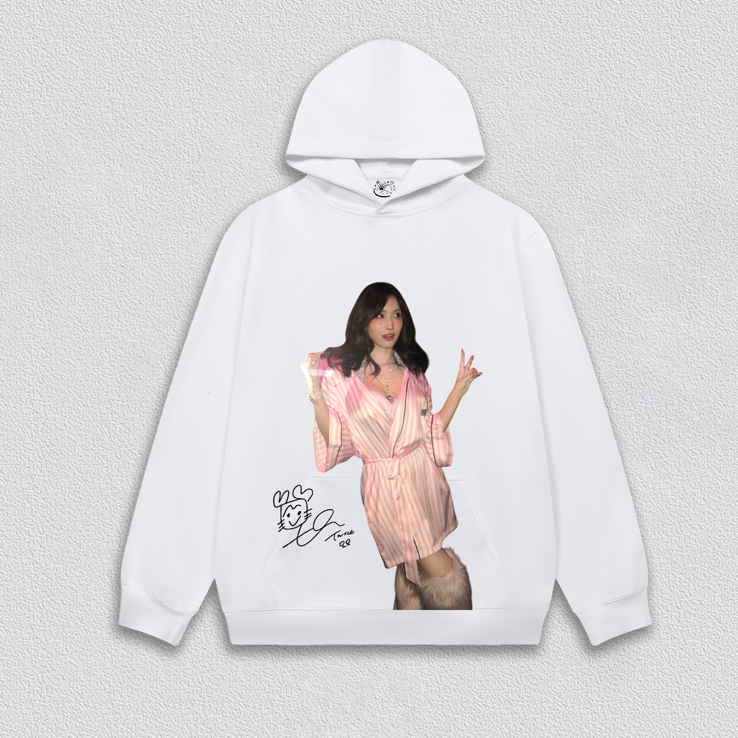 Momo HOODIES 12.8