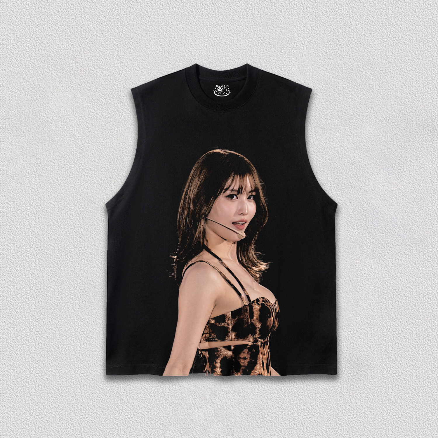 Momo Tee