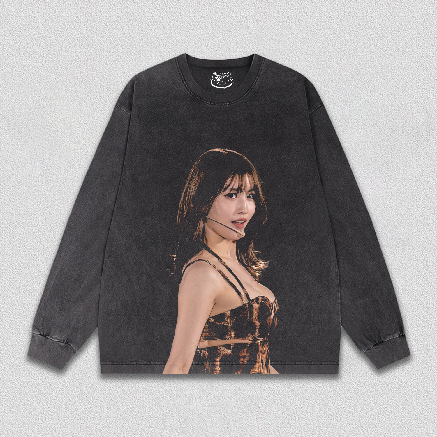 Momo Tee