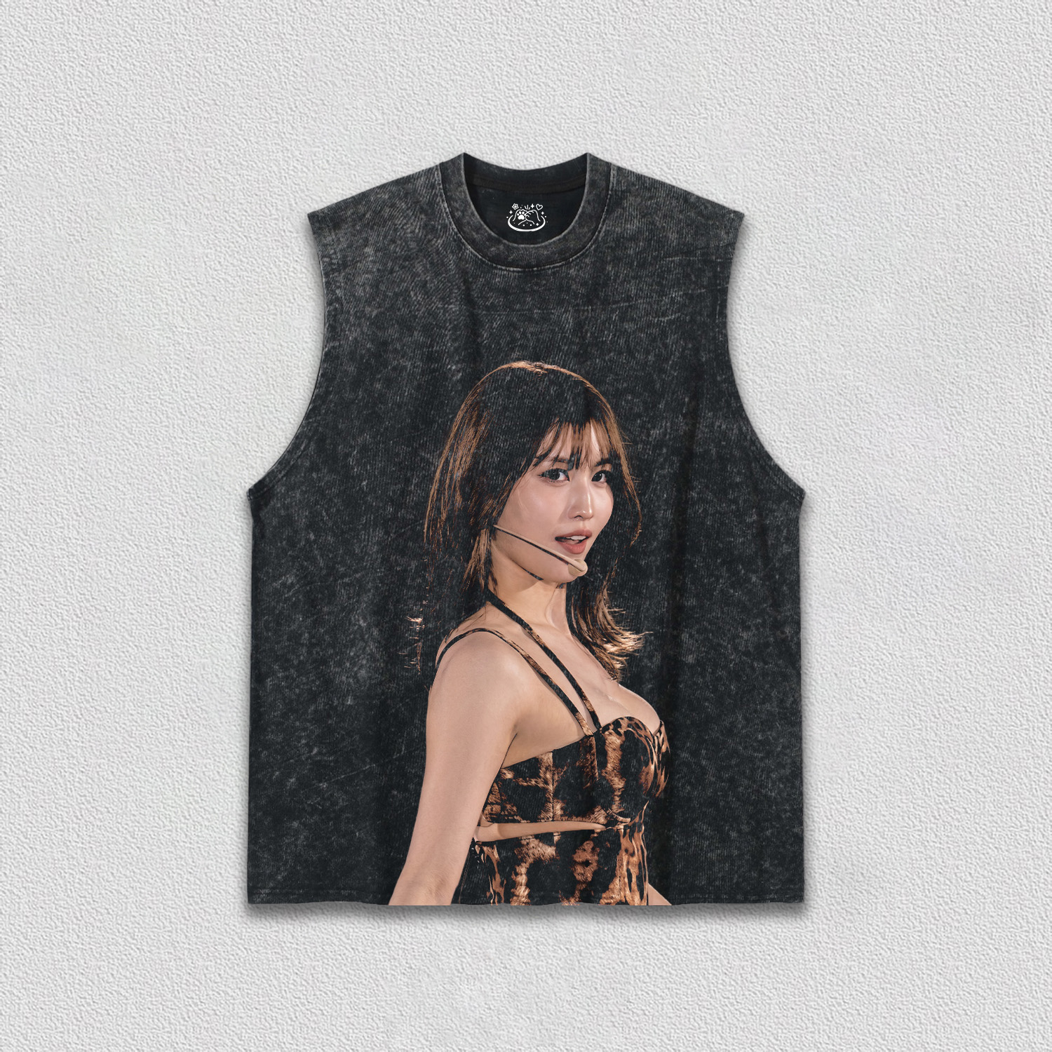 Momo Tee