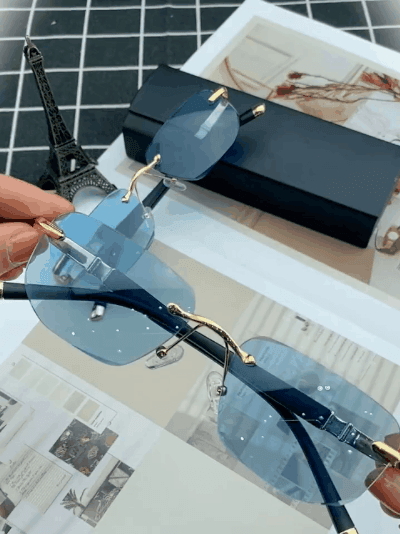 Smart reading glasses for effortless reading experience