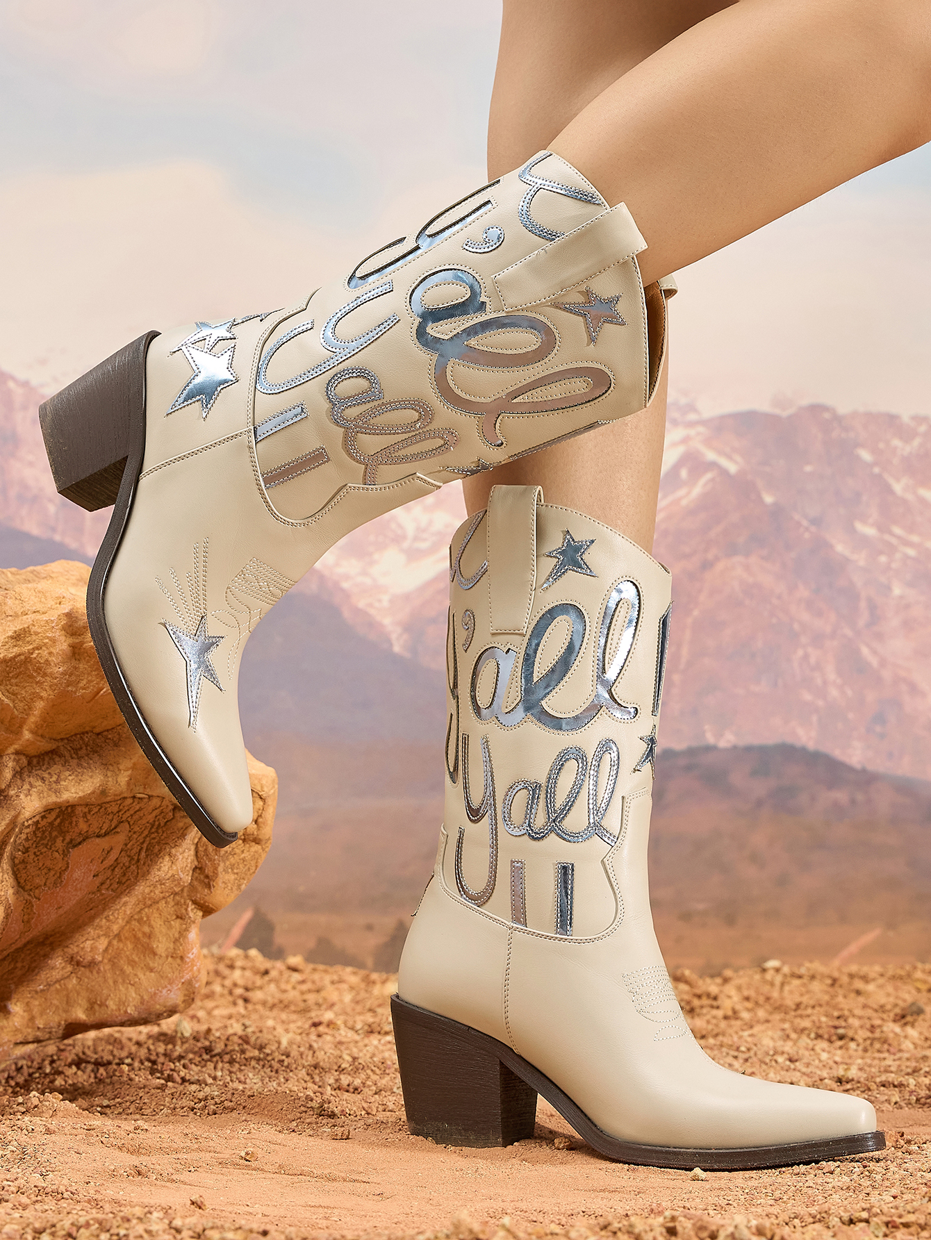 Women's Metallic Cowboy Boots Fashion Embroidery Pointed Toe Pull On Western Boots