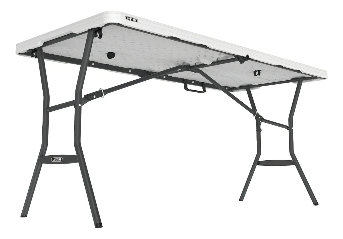 Mesa de exterior Lifetime 4534 de polietileno/acero color blanco