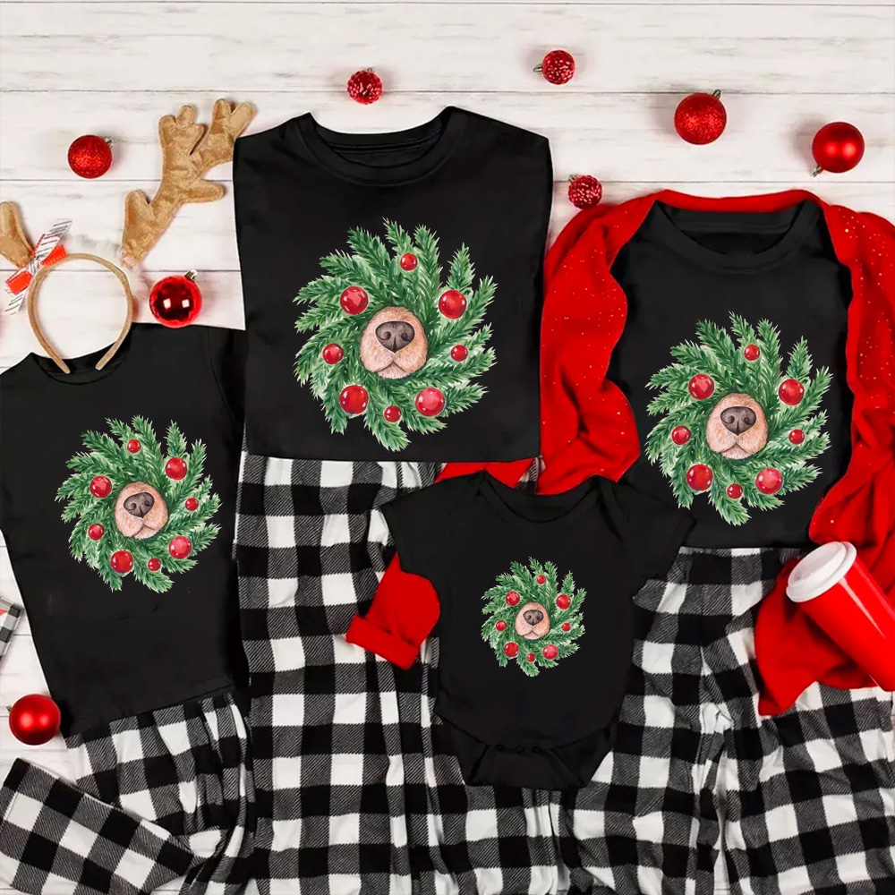 Dog Nose Christmas Wreath Family Matching T-Shirts