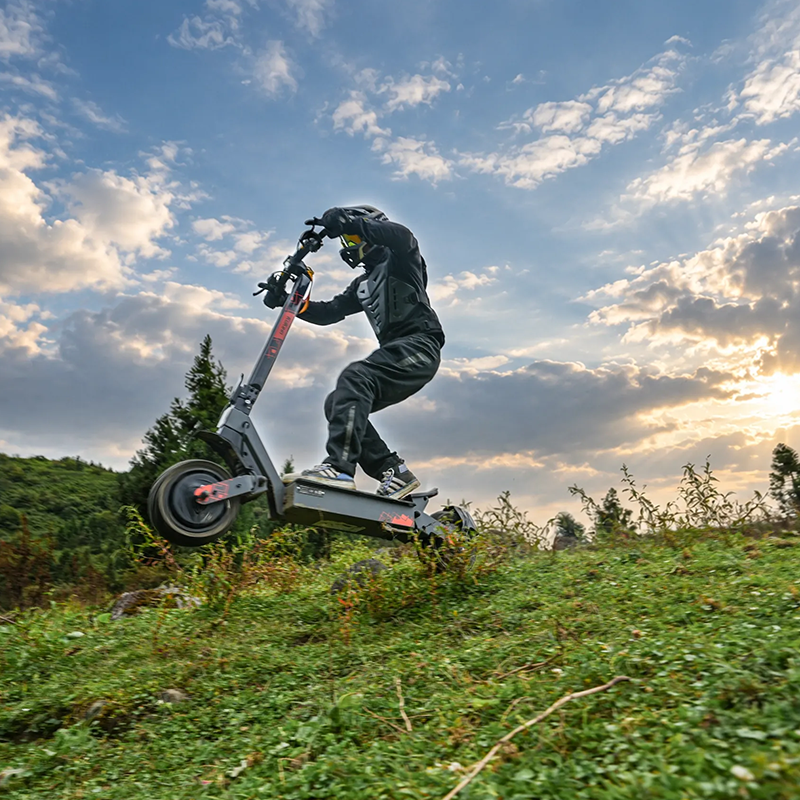 KuKirin G4 Ultra High-Performance Off-Road Electric Scooter, Dual 1200W Motors, 60V 20Ah Battery, 70km/h Max Speed, 80km Range