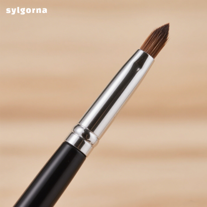 Fine Pointed Eyeshadow Brushes (Pack of 8)