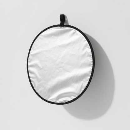 Wielofunkcyjny, składany reflektor materiałowy