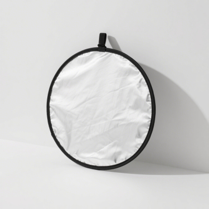 Wielofunkcyjny, składany reflektor materiałowy