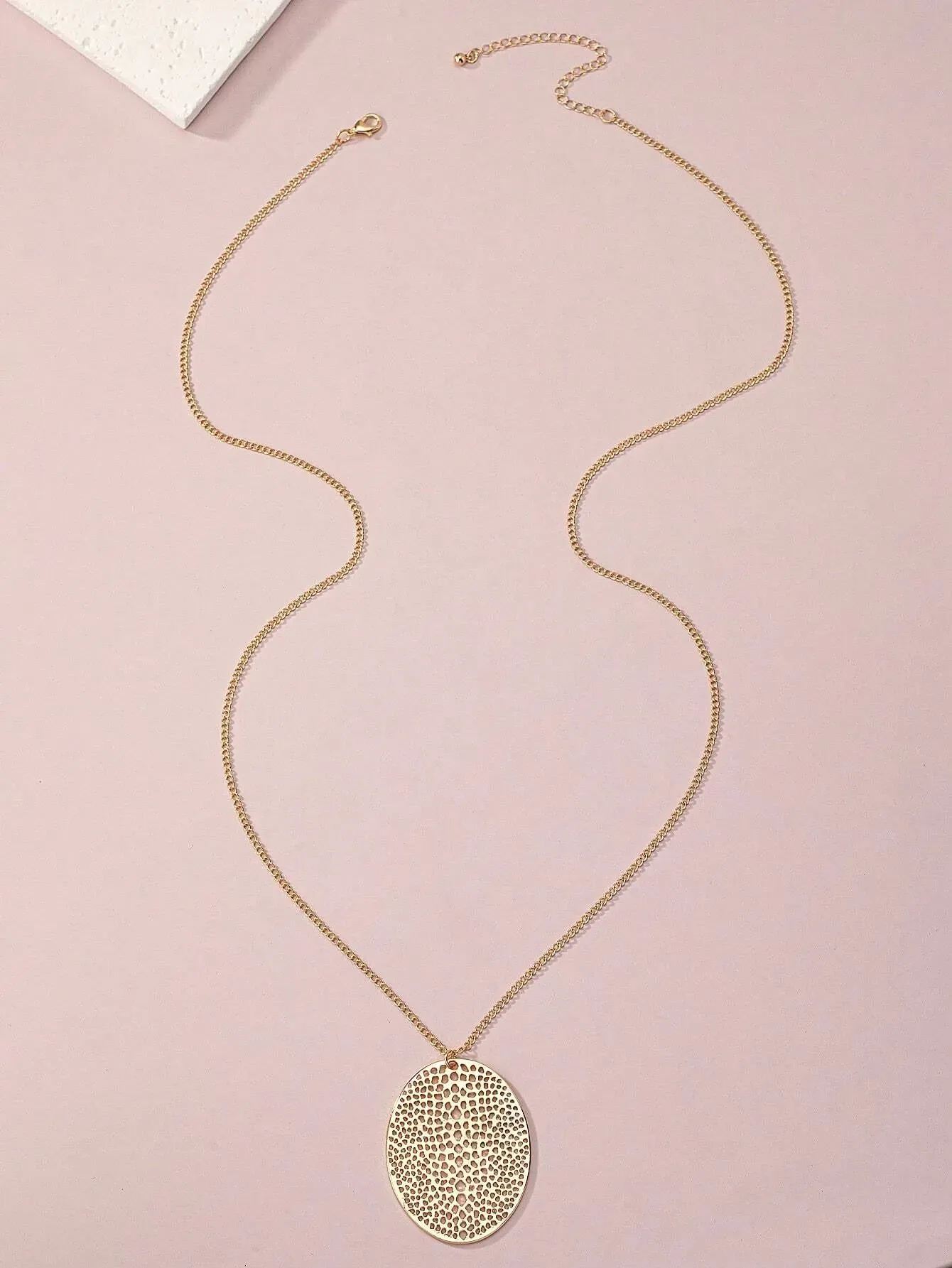 1pc Gold-Tone Alloy Ellipse Pendant Simple Fashionable Elegant Long Necklace