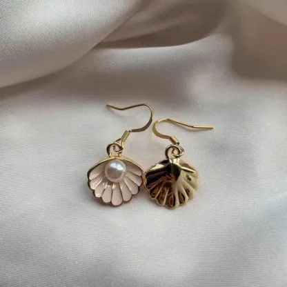 Clam Shell Earrings