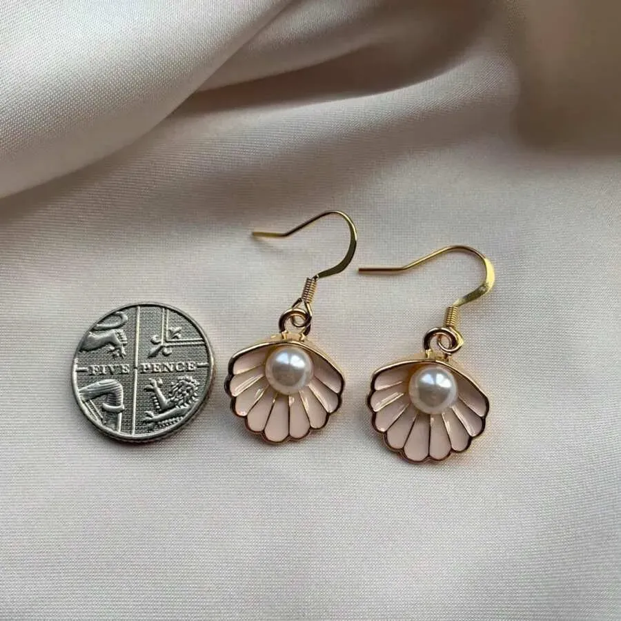 Clam Shell Earrings