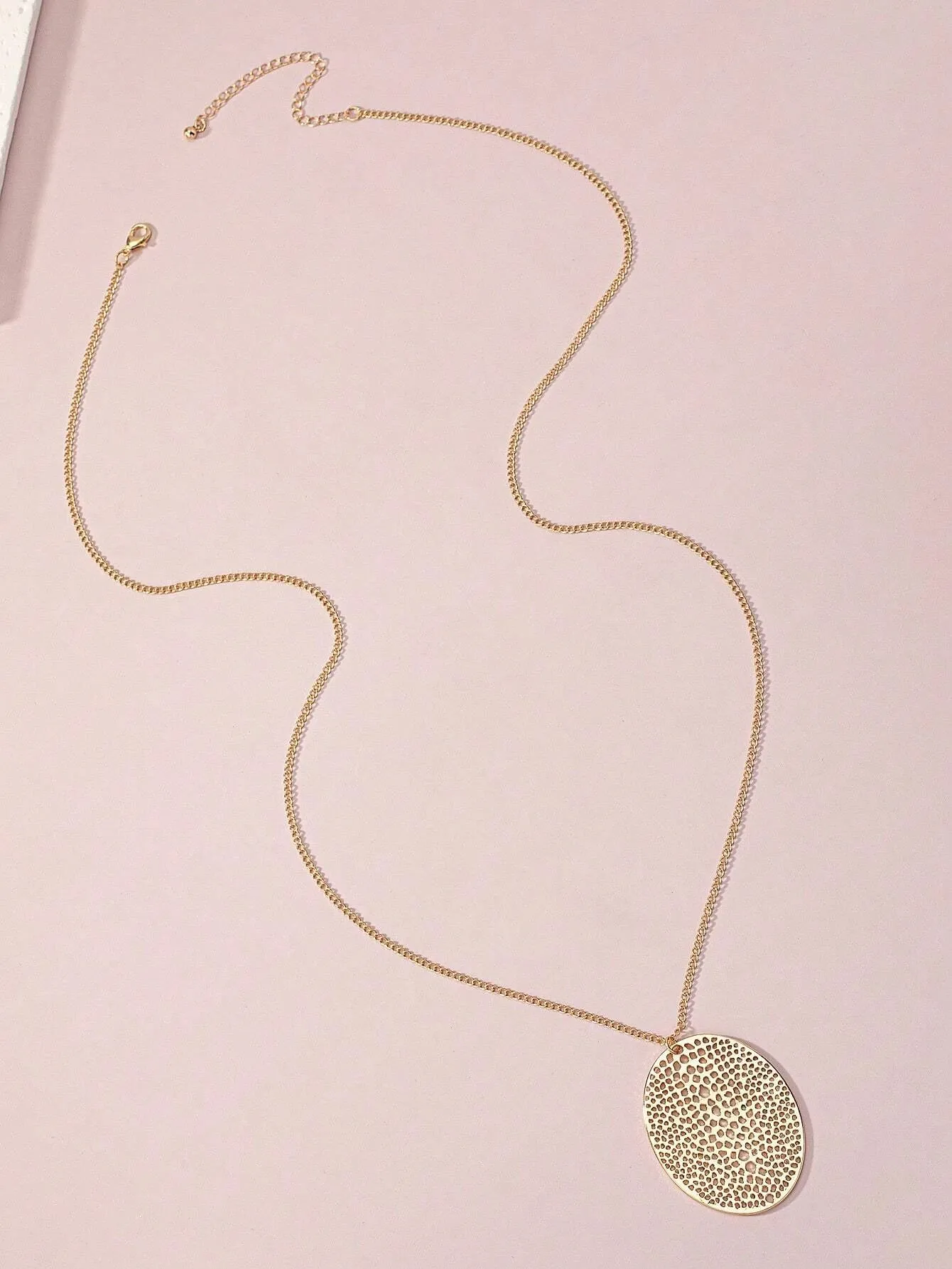 1pc Gold-Tone Alloy Ellipse Pendant Simple Fashionable Elegant Long Necklace