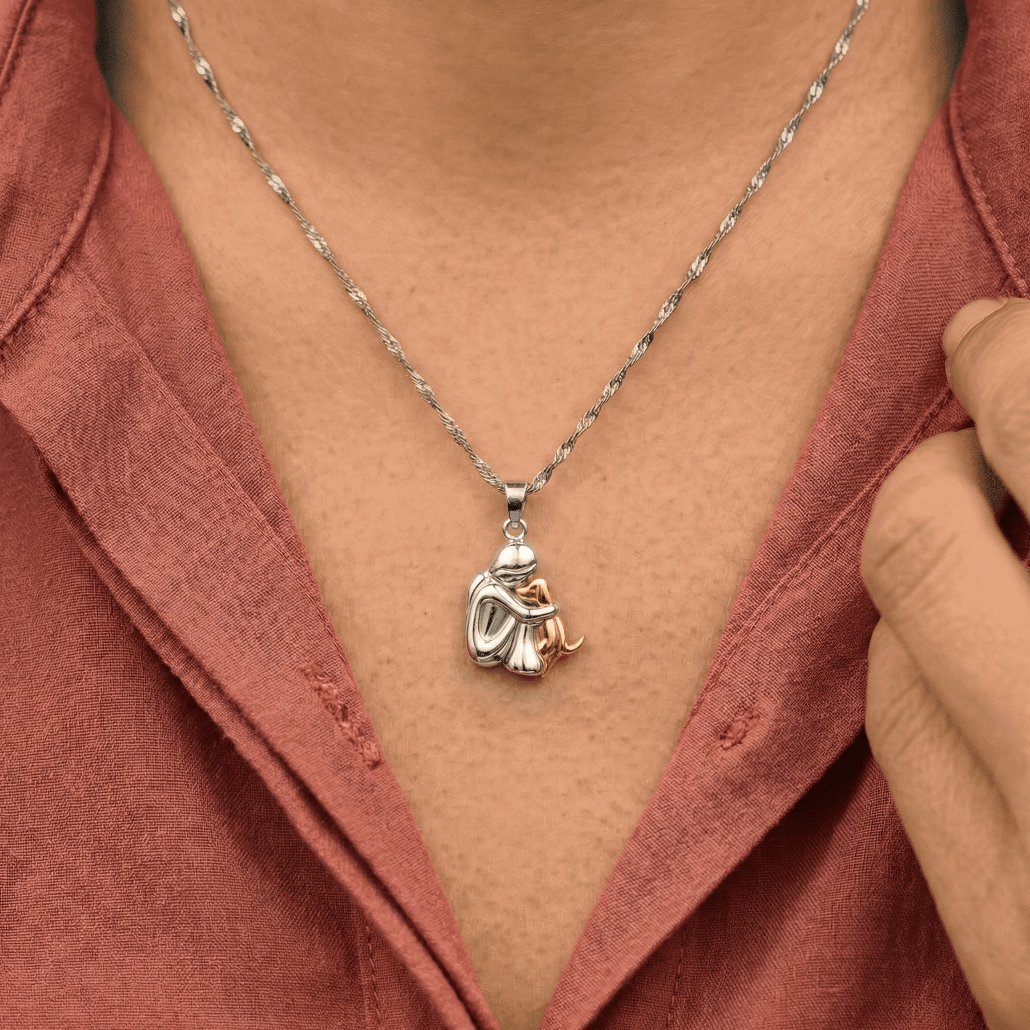 Hug Pendant Necklace