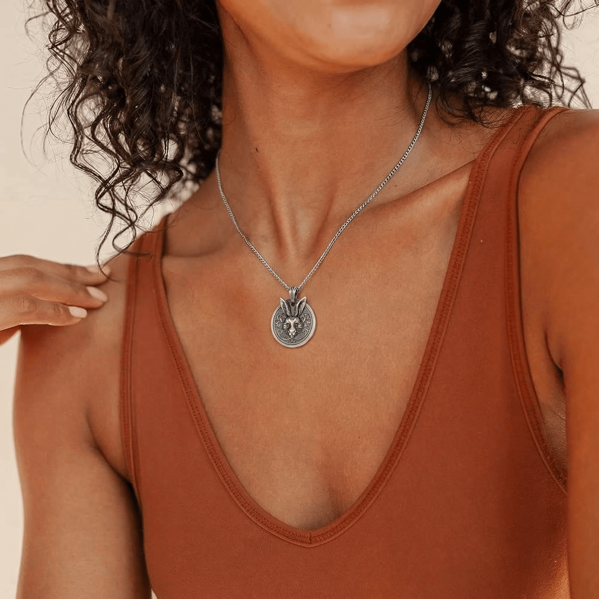 Classical Rabbit Necklace