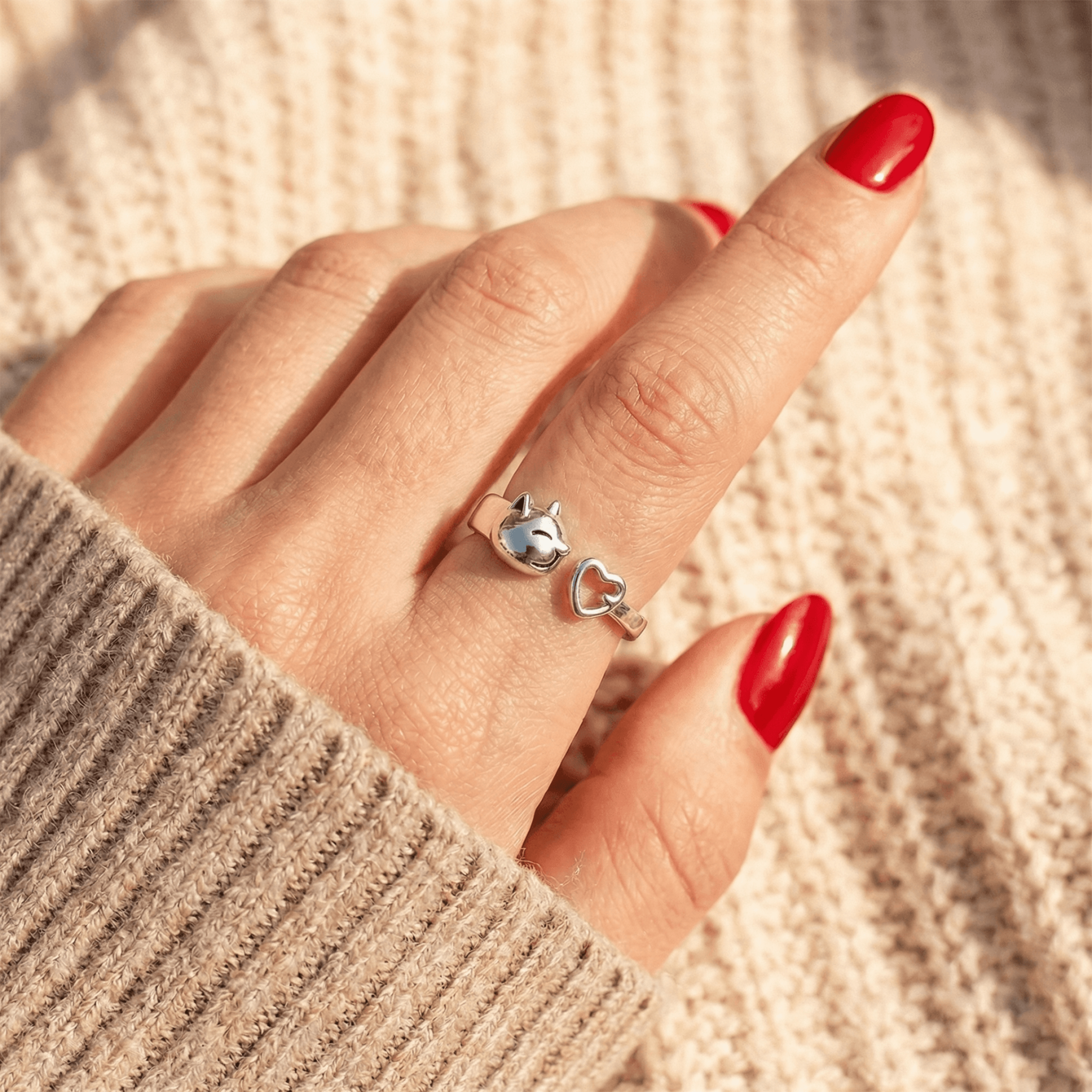 Cat with my heart ring