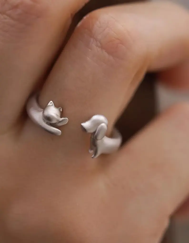 Cat Dog hug Ring