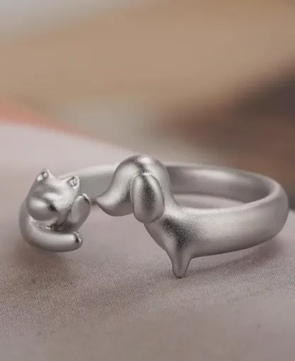 Cat Dog hug Ring