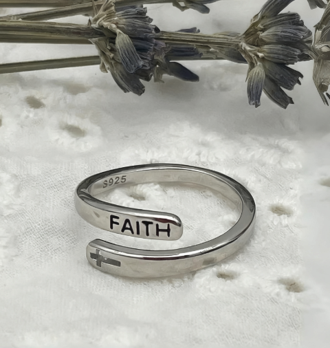 Faith Hug Ring