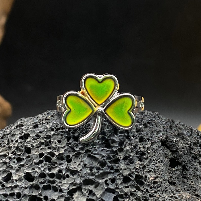 Clover Shamrock Flower Ring