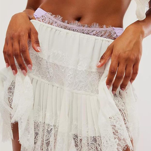 Women Y2K Black White Lace Mini Skirt Low Rise Half Slip Underskirt Ruffle Pleated Layered Flowy Short Skirts